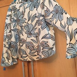 Karen Kane Bell Sleeved Blue Print Blouse